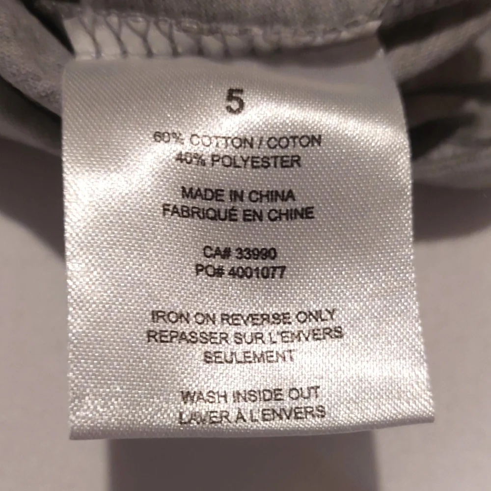 🔥SALE🔥 DC Comics Batman Girl's Grey Long Sleeved Tee NWT Size 5 - Picture 3 of 6